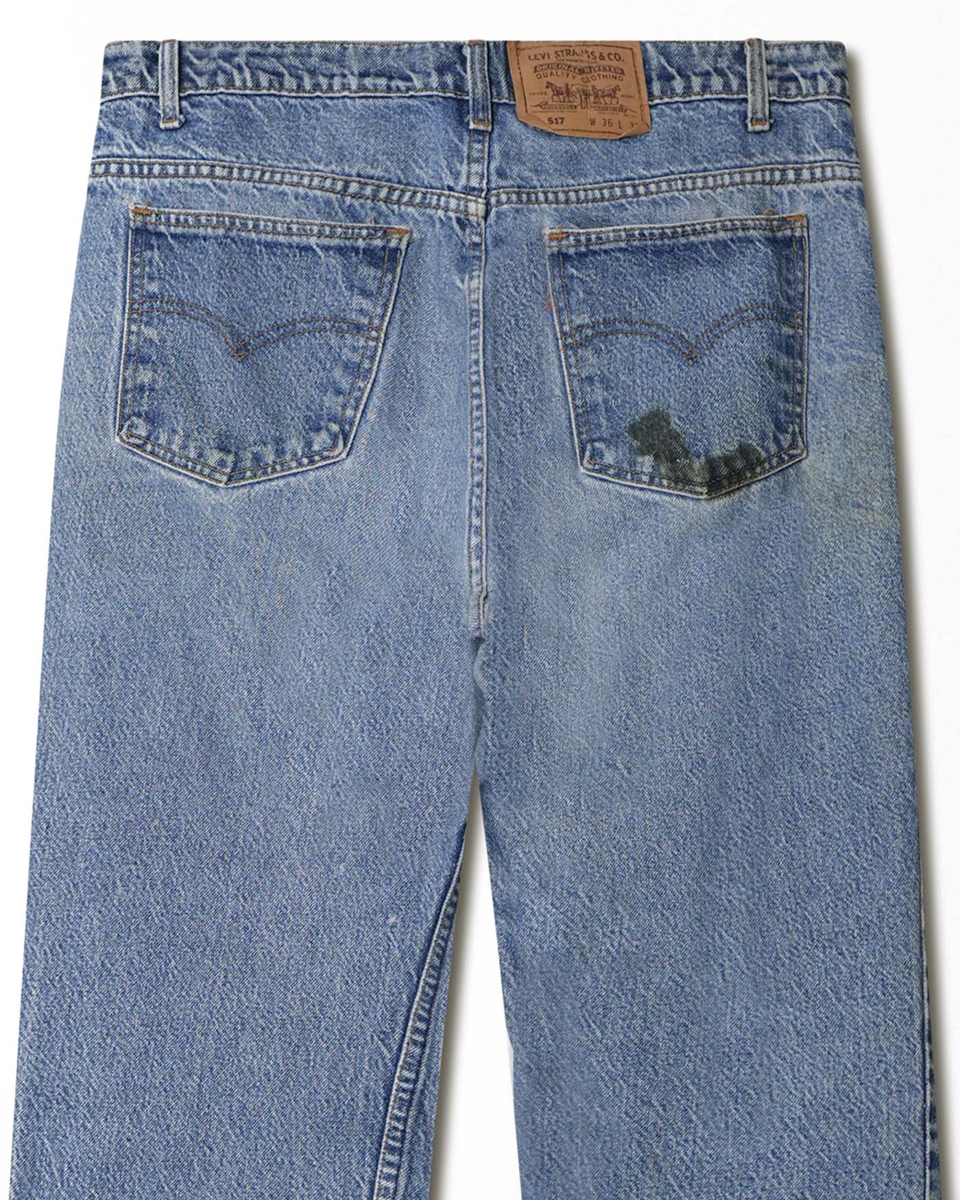 LEVI'S 517 MID-WASH JEANS