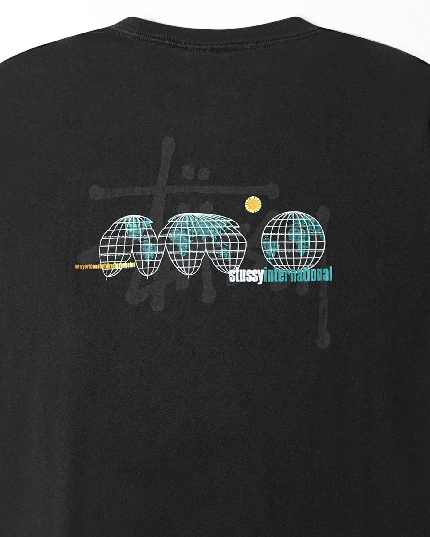 STUSSY “WORLDWIDE” BLACK T-SHIRT
