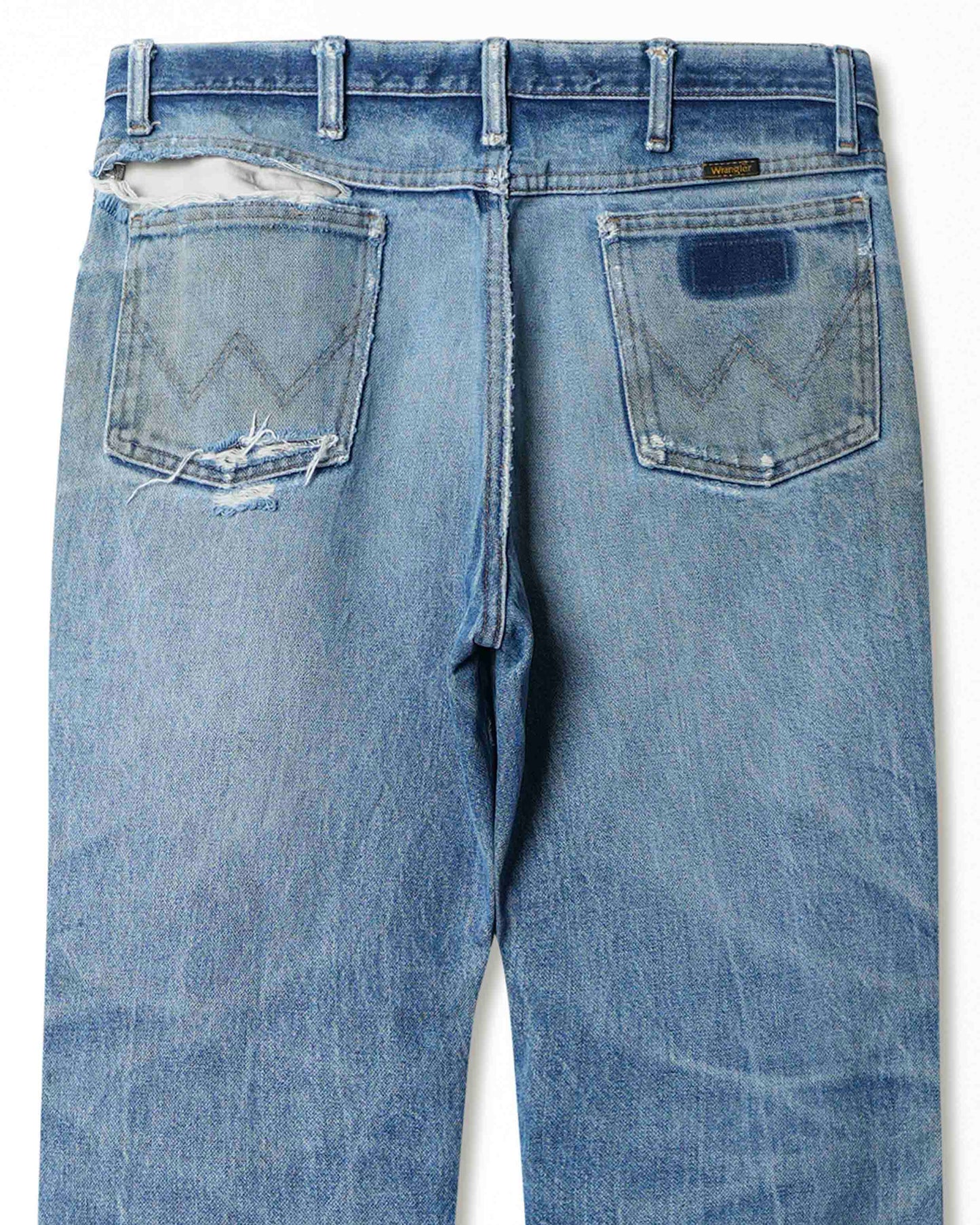 WRANGLER MID-WASH DISTRESSED JEANS