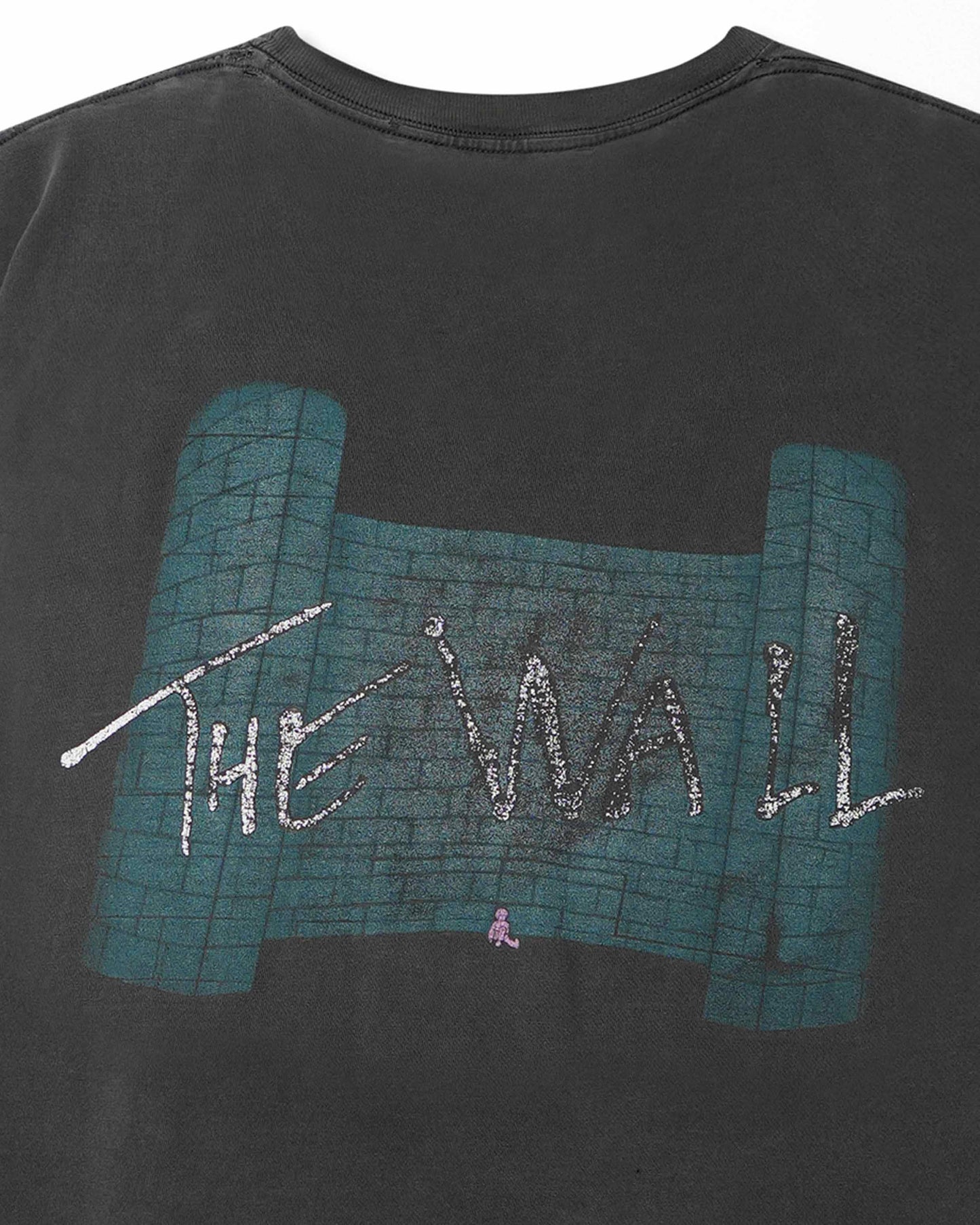 WINTERLAND "PINK FLOYD THE WALL" BLACK FADED DISTRESSED T-SHIRT