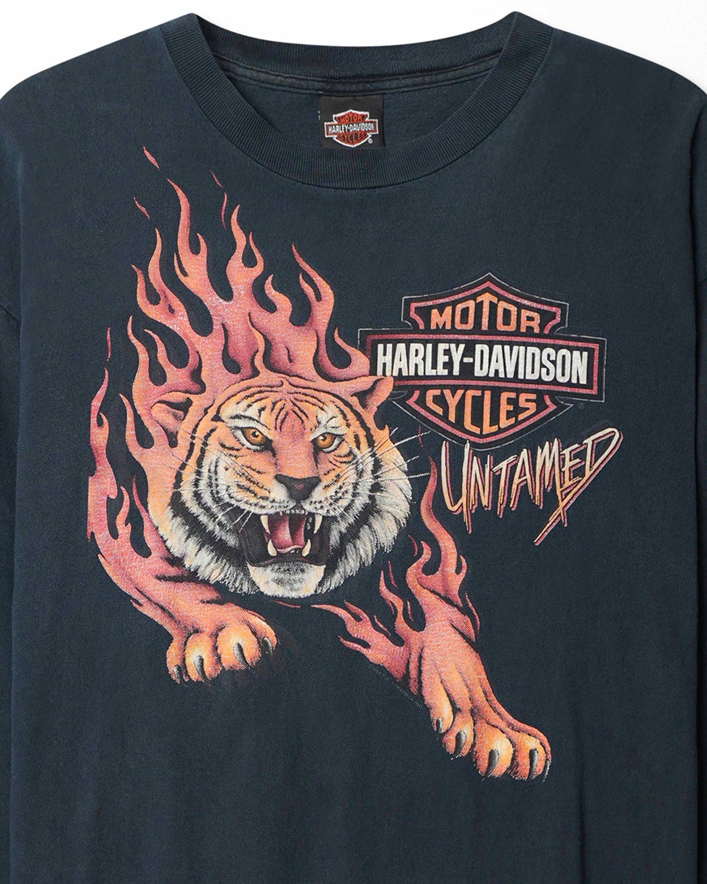 HARLEY-DAVIDSON "UNTAMED TIGER FLAMES" DARK NAVY LONG SLEEVE T-SHIRT