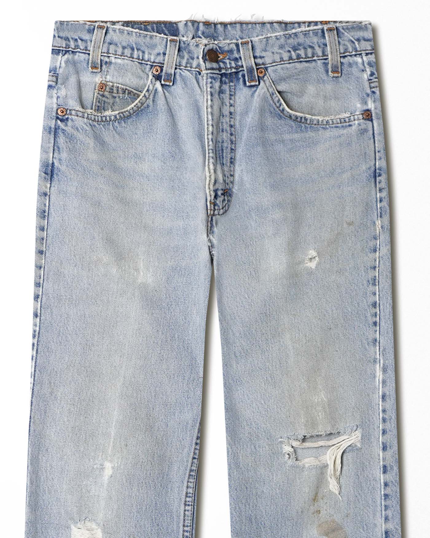 LEVI'S 517 LIGHT WASH DISTRESSED JEANS