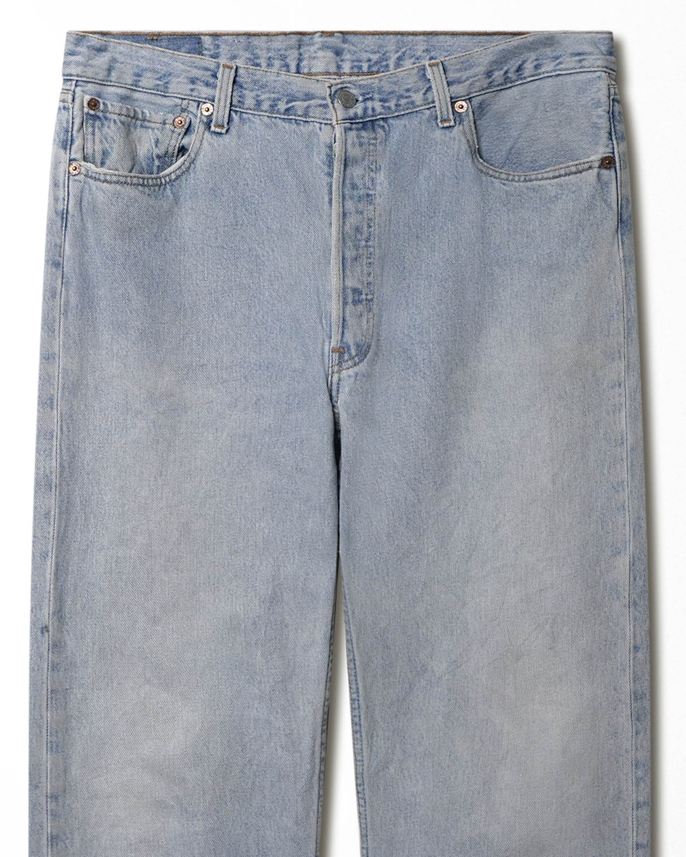 LEVI'S 501 LIGHT WASH JEANS