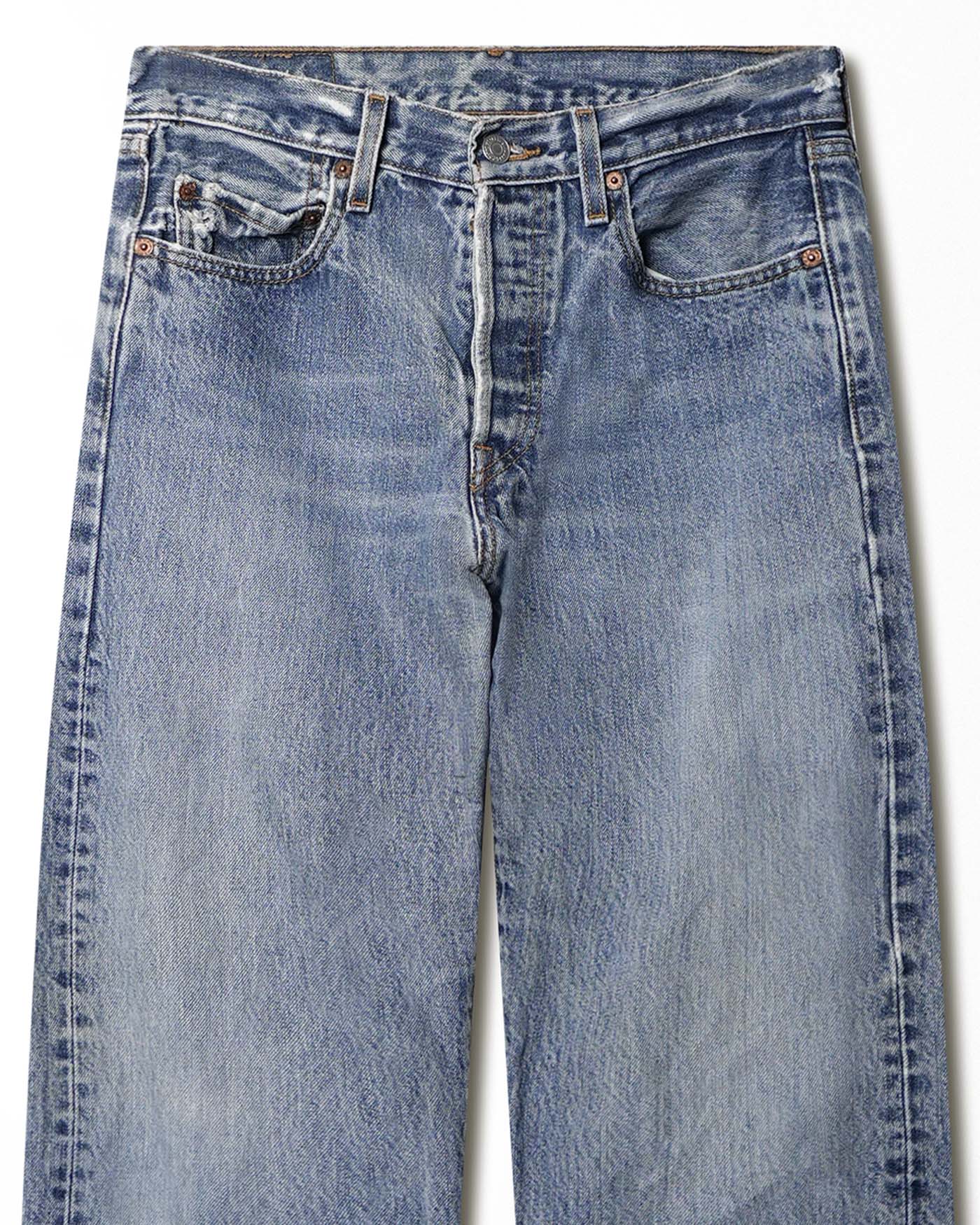 LEVI'S 501 MID-WASH JEANS