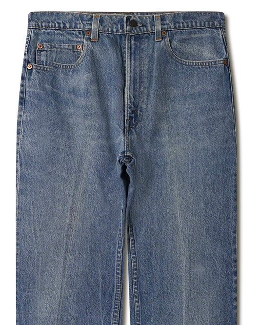 LEVI'S 517 MID WASH JEANS