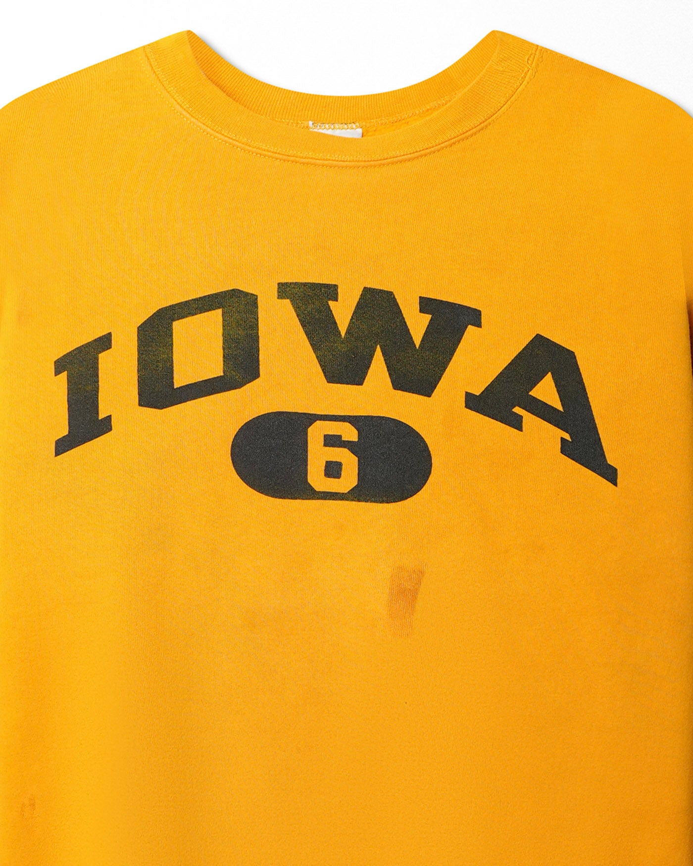 THE COTTON EXCHANGE "IOWA" YELLOW HEAVY SWEATER
