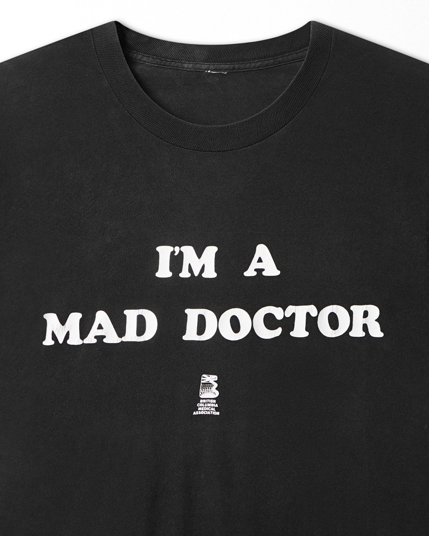 "I'M A MAD DOCTOR" BLACK FADED T-SHIRT