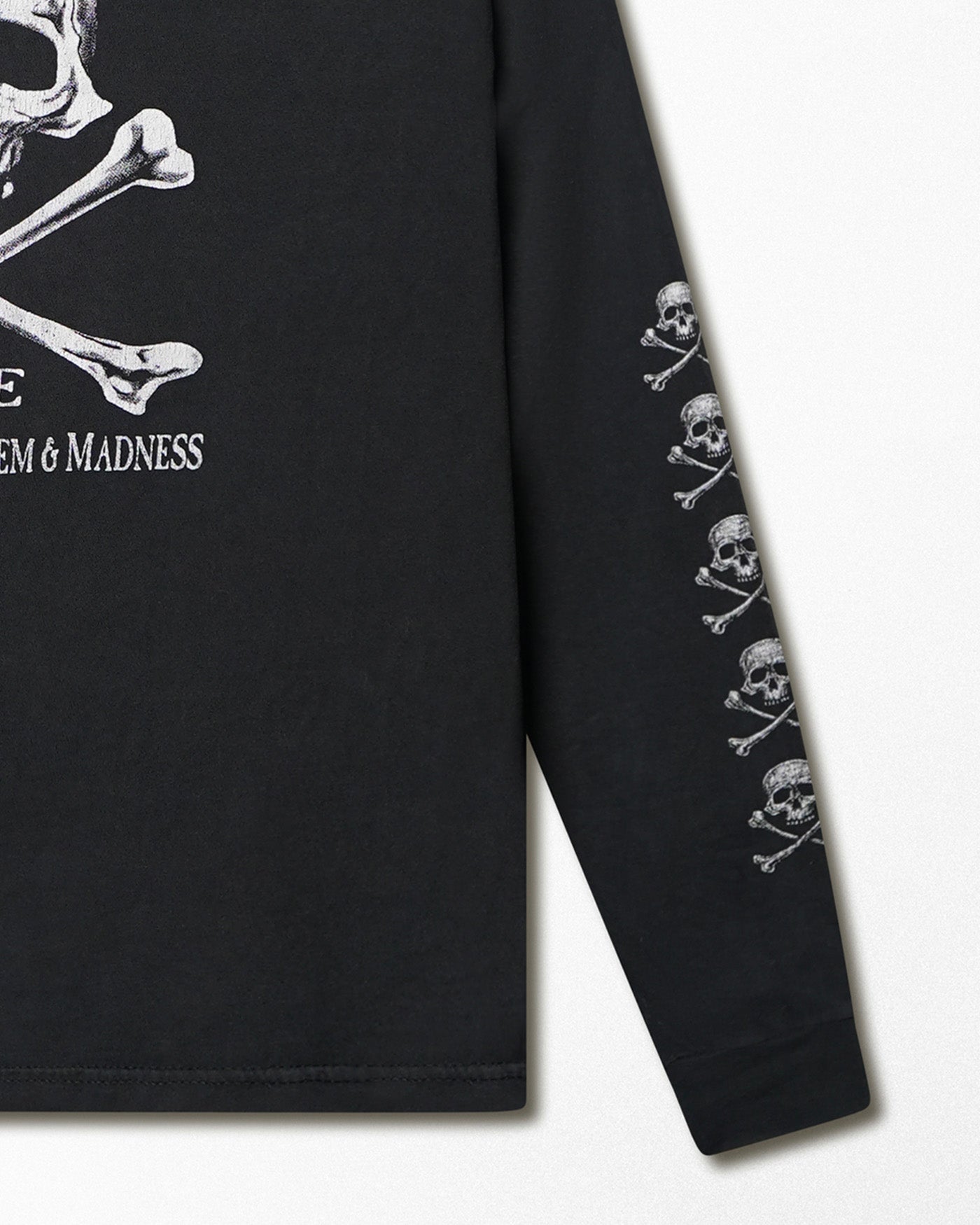 GILDAN "PIRATES" BLACK LONG SLEEVE T-SHIRT