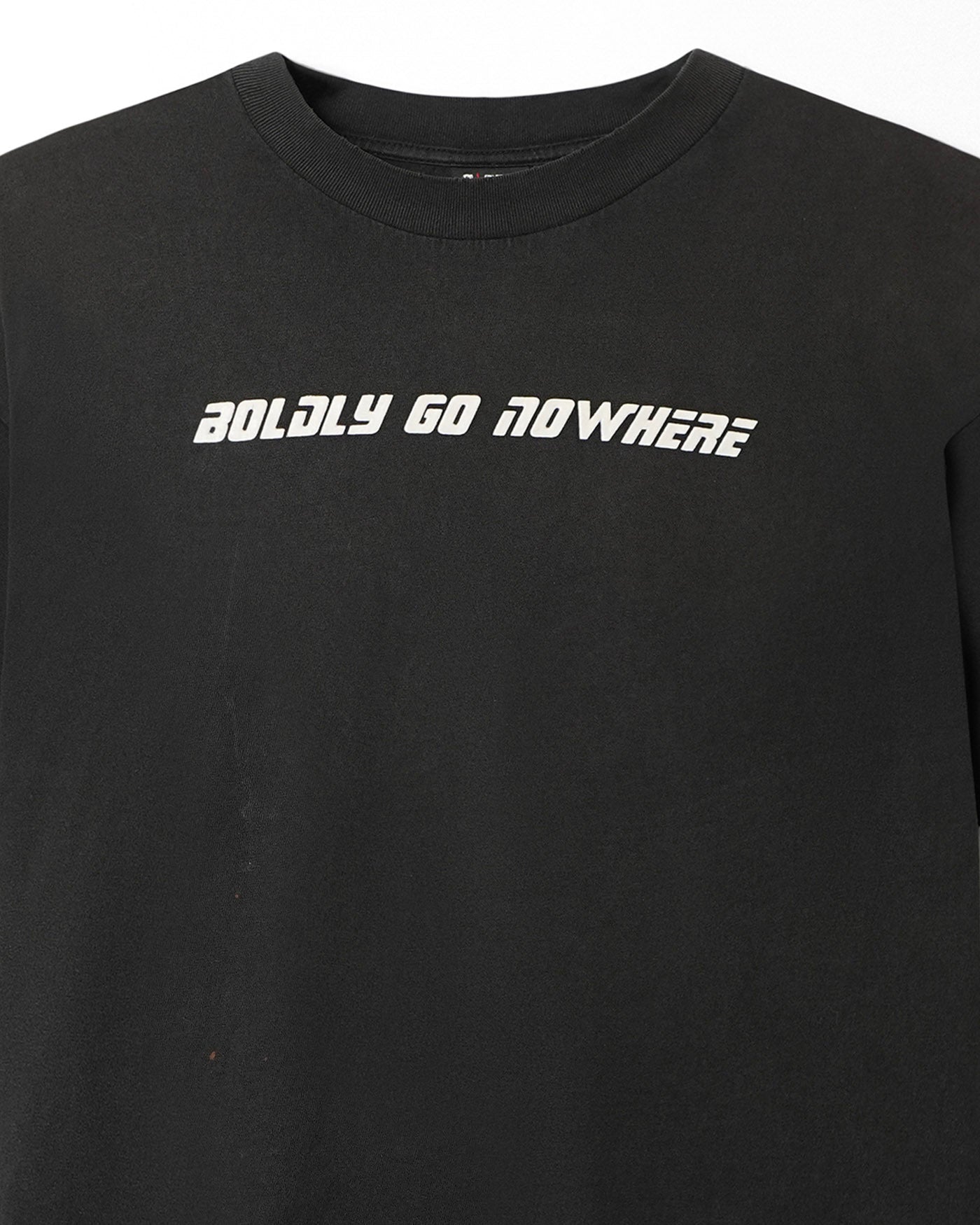 GIANT "BOLDLY GO NOWHERE" BLACK FADED T-SHIRT
